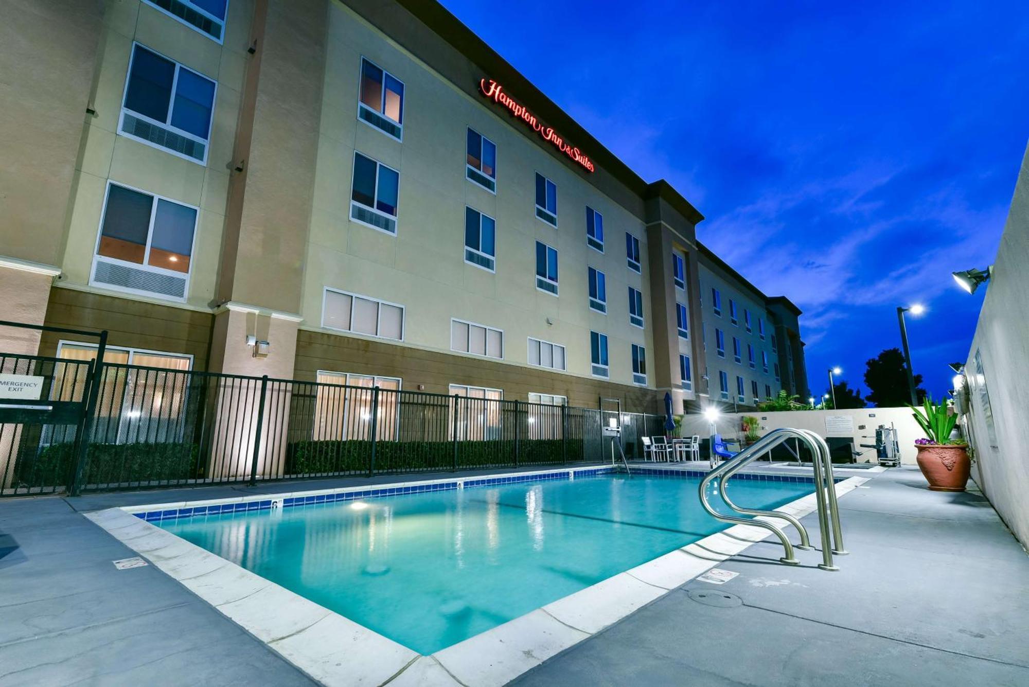 Hampton Inn & Suites Піттсберґ Екстер'єр фото